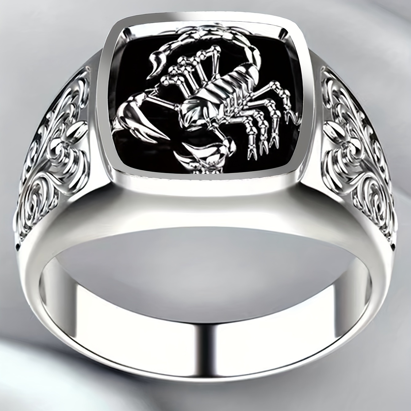 Scorpio Relief Men's Ring Retro Pattern Decoration Anniversary Ring