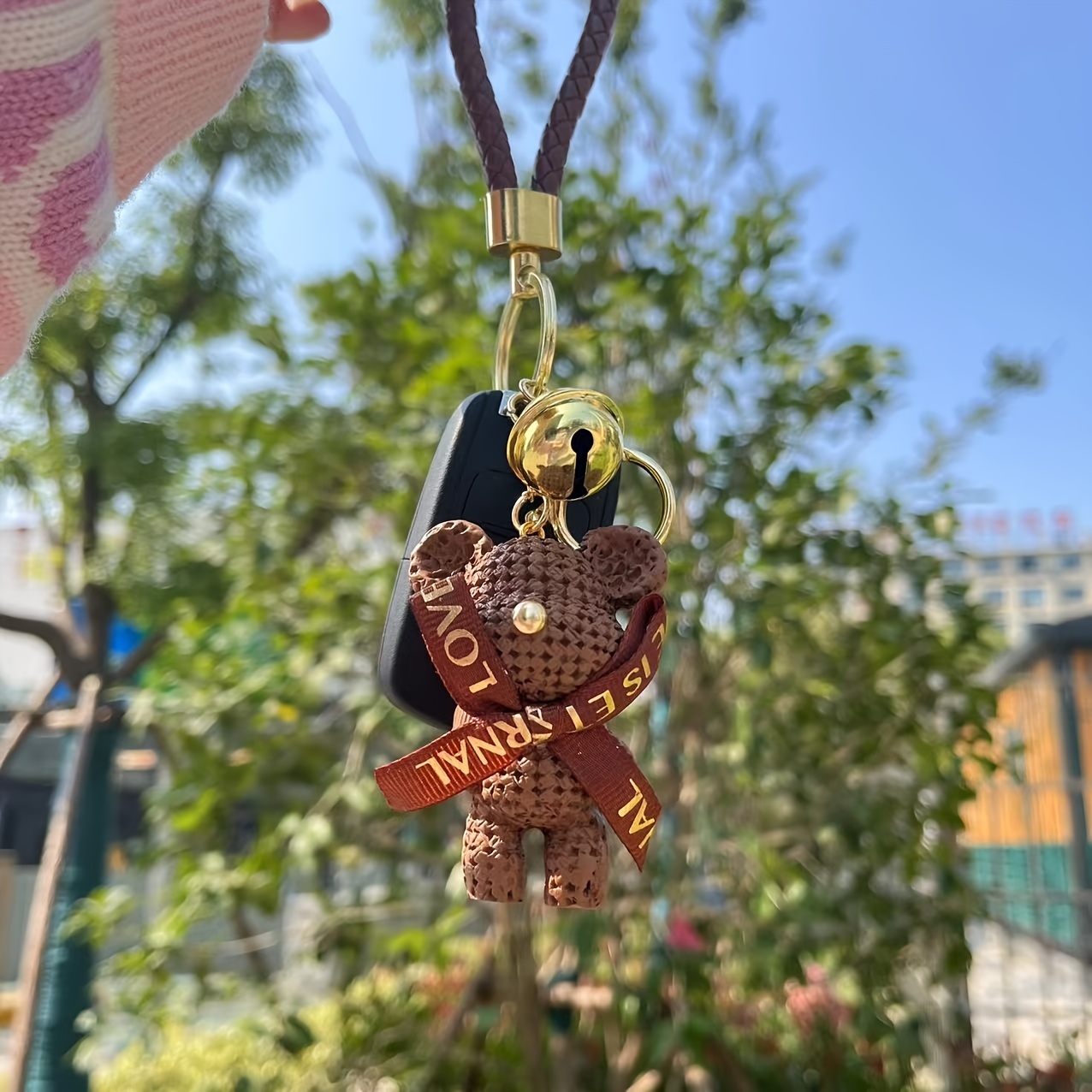 Cute Rabbit Key Chain Resin Bow Bell Rabbit Keychain Weaving Doll Bag  Pendant Llaveros Para Mujer Car Key Ring Bag Accessories