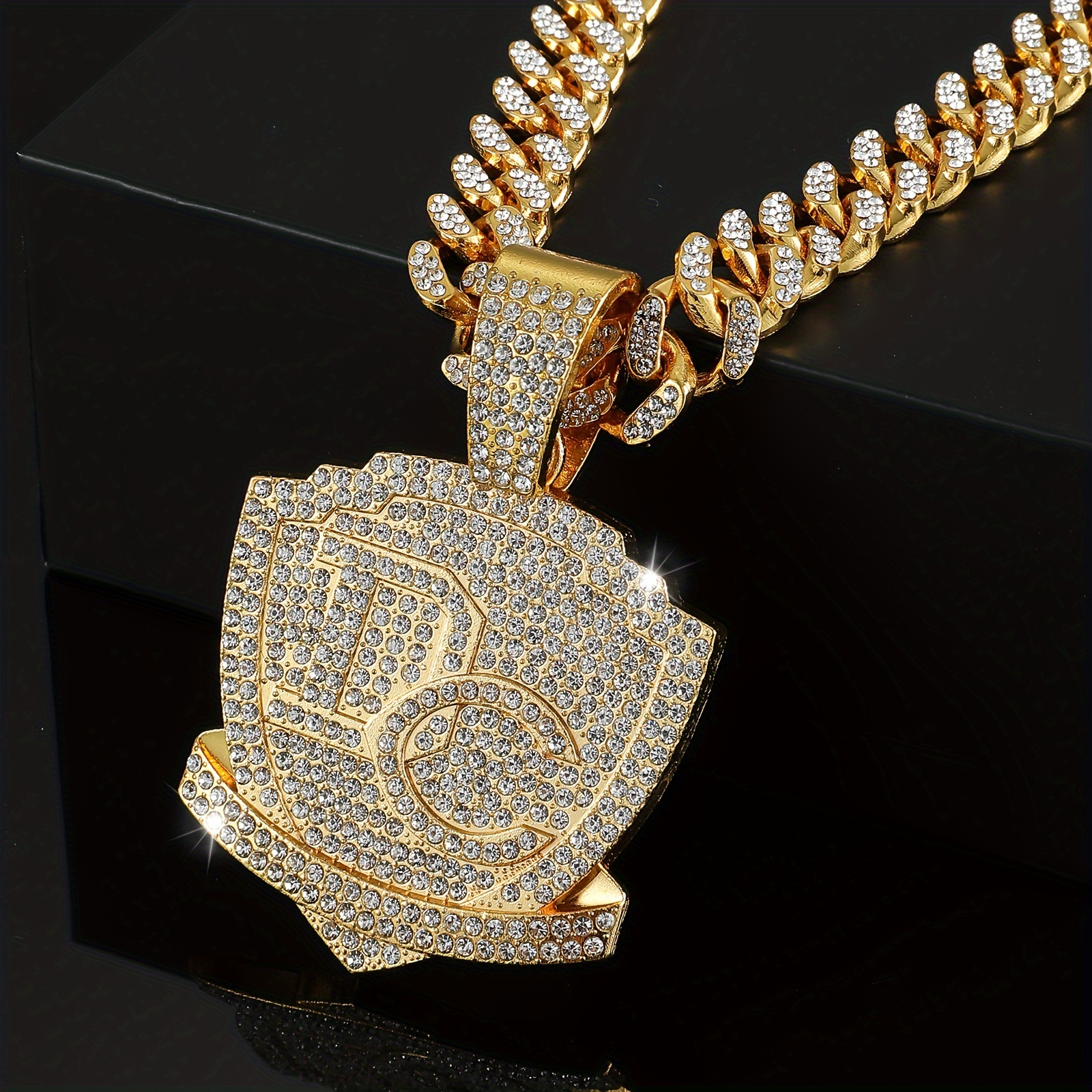 hip hop per donne Uomo con strass ciondolo di lettera Collana a