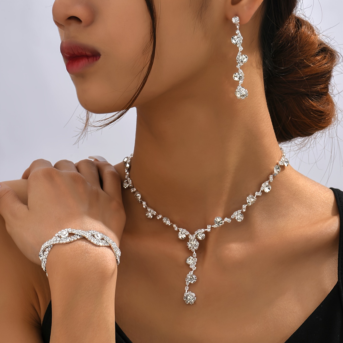 

Fashionable Set With Sparkling Rhinestone Flower Claw Chain, Long Y-shaped Necklace, Earrings And Bracelet, Three-piece Jewelry Set For Wedding And Banquet