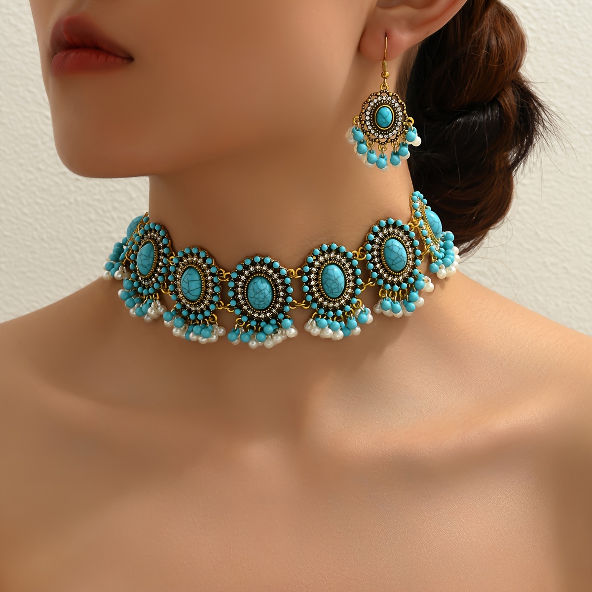 

Style Bollywood 1 paire de boucles d'oreilles + 1 collier ensemble de bijoux vintage plaqué or 14 carats incrusté de turquoise assorti aux tenues quotidiennes accessoires de fête