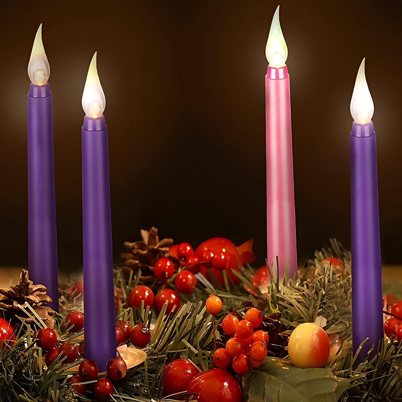 Set Rosso di due candele rosse con due basi in vetro motivo San
