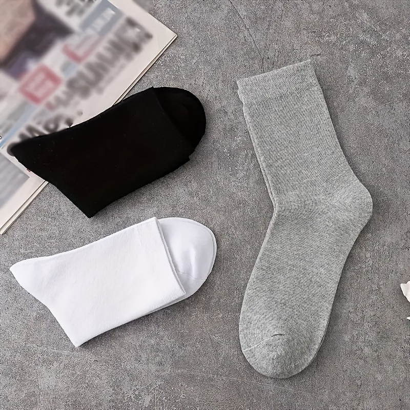

5 Pairs Of Black, White And Gray Classic Men's Casual Socks, Breathable And Antibacterial Business Men's Socks, Versatile Socks For All Seasons
