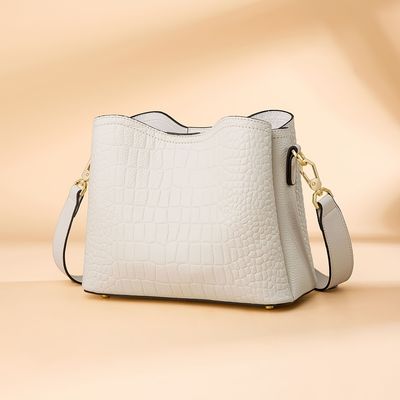 Crocodile Pattern Bucket Bag, Elegant Creamy-white Purse Women's Trendy Crossbody Bag With Adjustable Strap