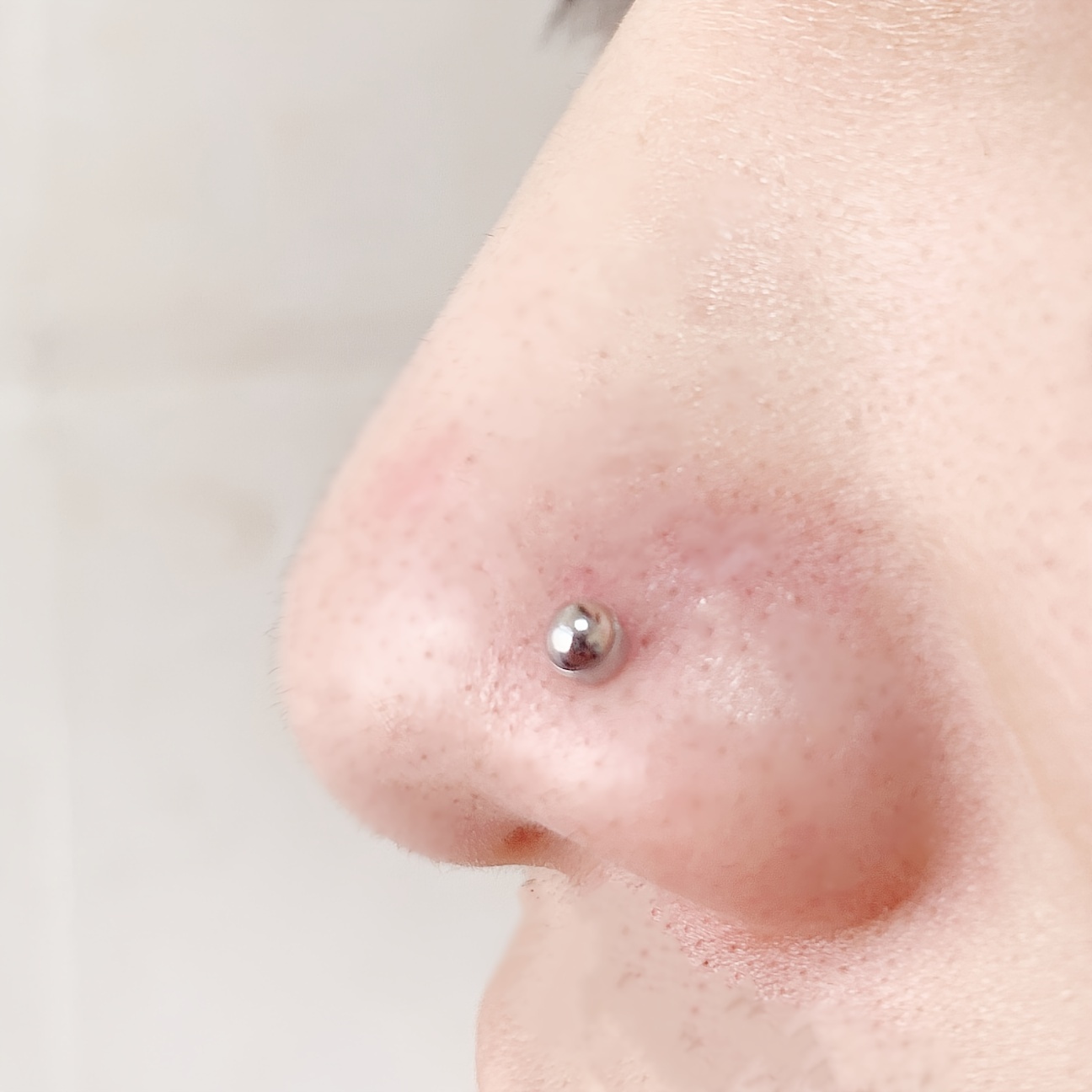 Magnetic on sale labret piercing