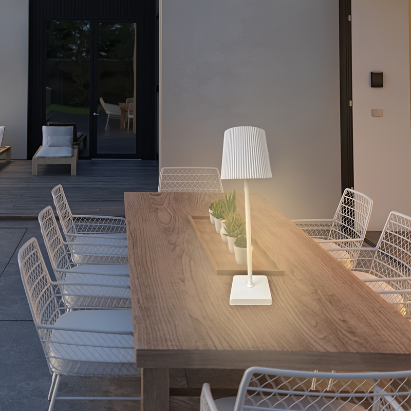Atmospheric Simple Modern Floor Lamp Standing Lamp Creative Living