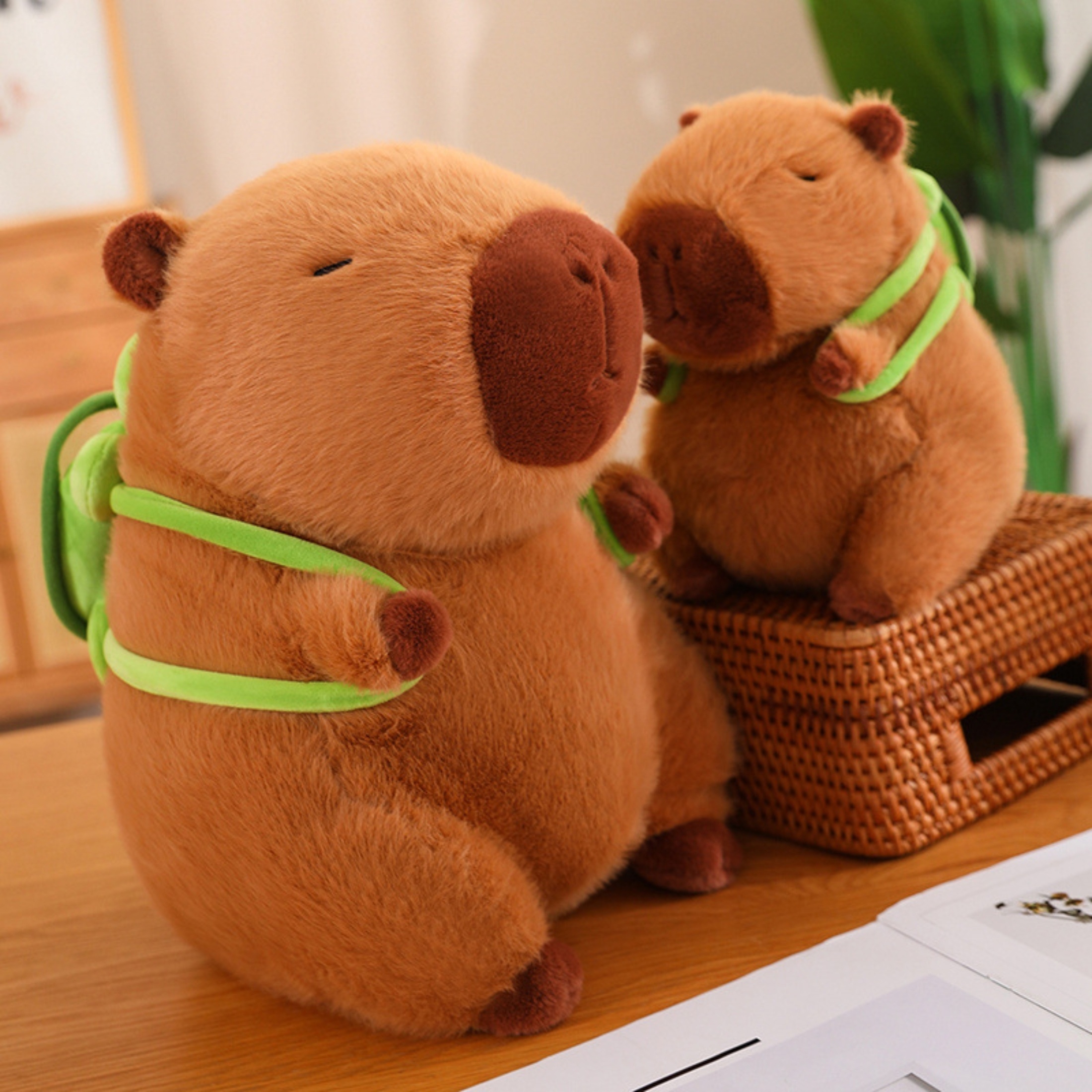 Jouet en Peluche Capybara, poupées de Cochon d'Inde Capybara Animaux  Mignons,Animal en Peluche réaliste,Cadeau de décoration de la Maison,Cadeau  de