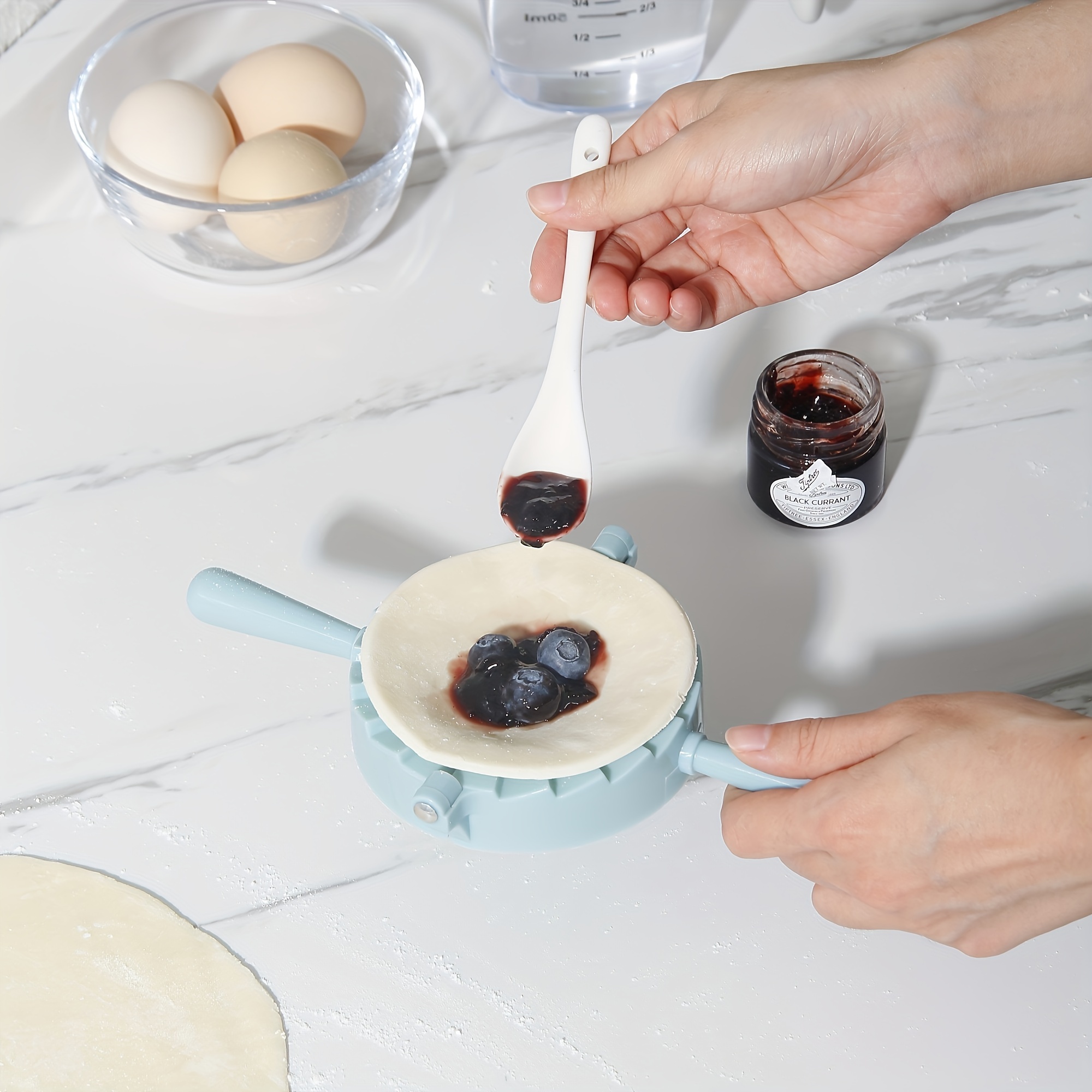 1pc Macchina per premere la pasta per ravioli, macchina per avvolgere la  pasta manuale per la casa, strumento per ravioli al vapore, stampo per  avvolgere la pasta - Temu Italy