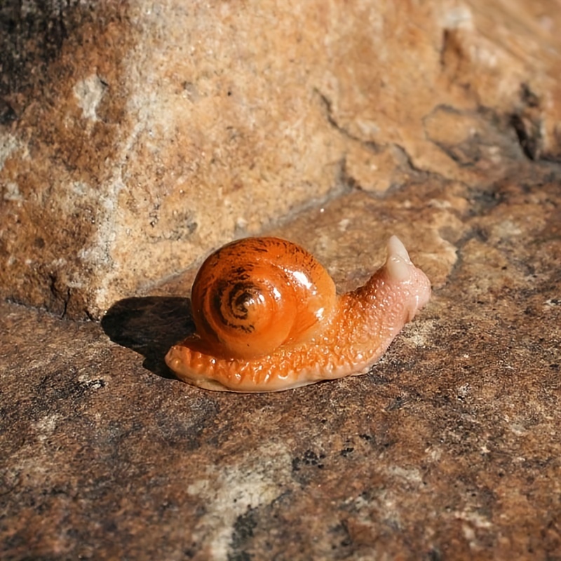  2pcs Snail decor Outdoor pond Garden snail figurine