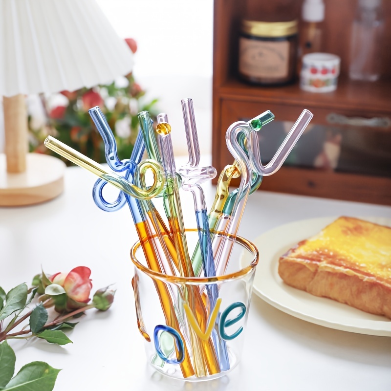 Plastic Kids Cup with Reusable Lid and Curly Straw - 250/Case