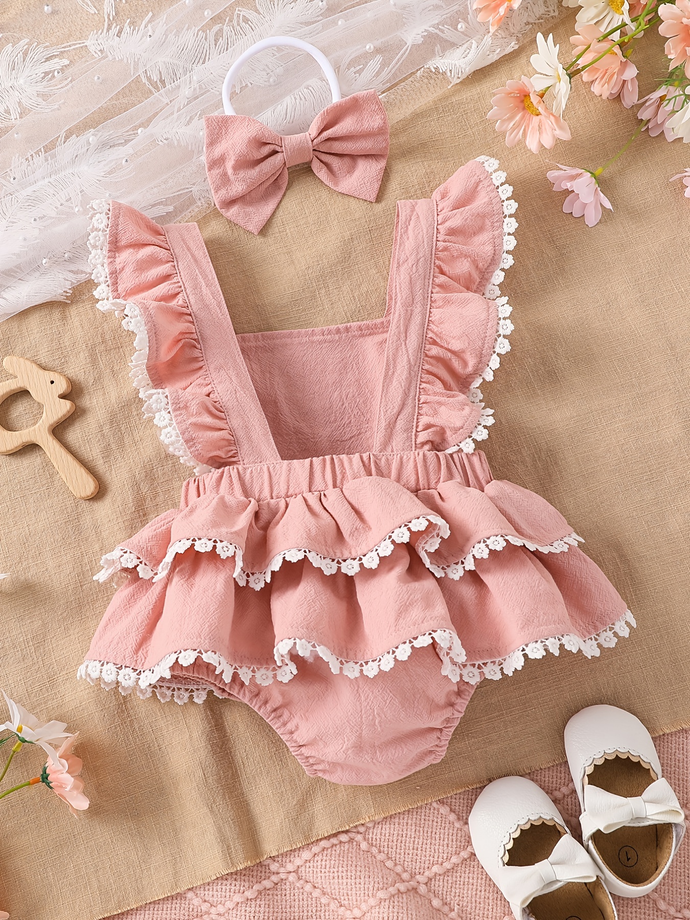 Frilly baby outlet clothes