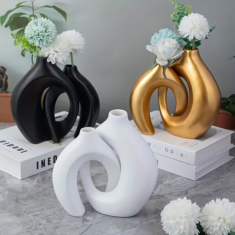 White Ceramic Vases Set 2 for Modern Home Decor,Boho Vase Round Matte  Pampas Flower Vases Minimalist Style for Wedding Dinner Living Room Office  Coffee Table Decorative Vase : : Home