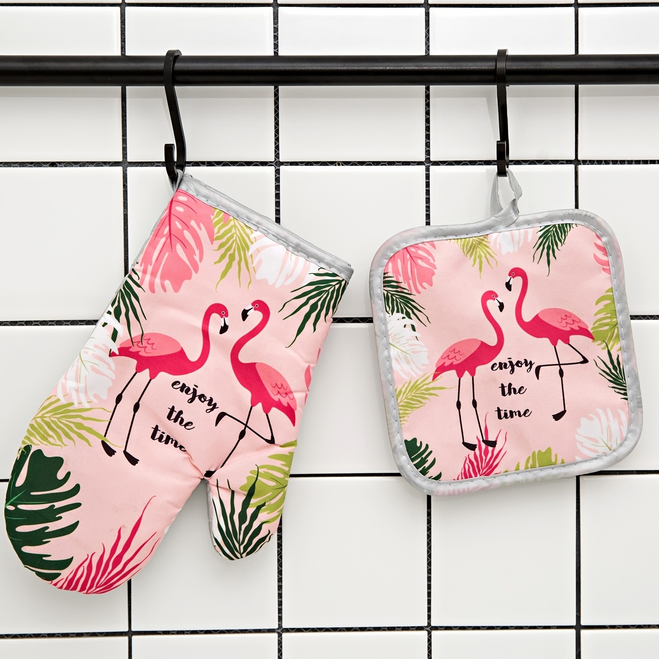 2pcs Oven Gloves & Potholders Set - Flamingo Print