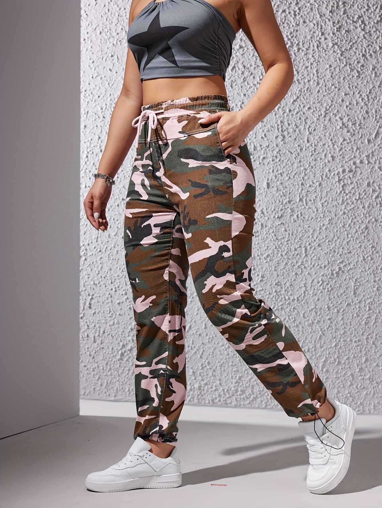  Pants for Women High Waist,Women's Camouflage Jogger Pants with  Random Printed Drawstring and Cuffed Hem Trendy Comfortable Pants  Camouflage, S Dressing Pants for Women Daisy Flowy Shorts : Clothing, Shoes  