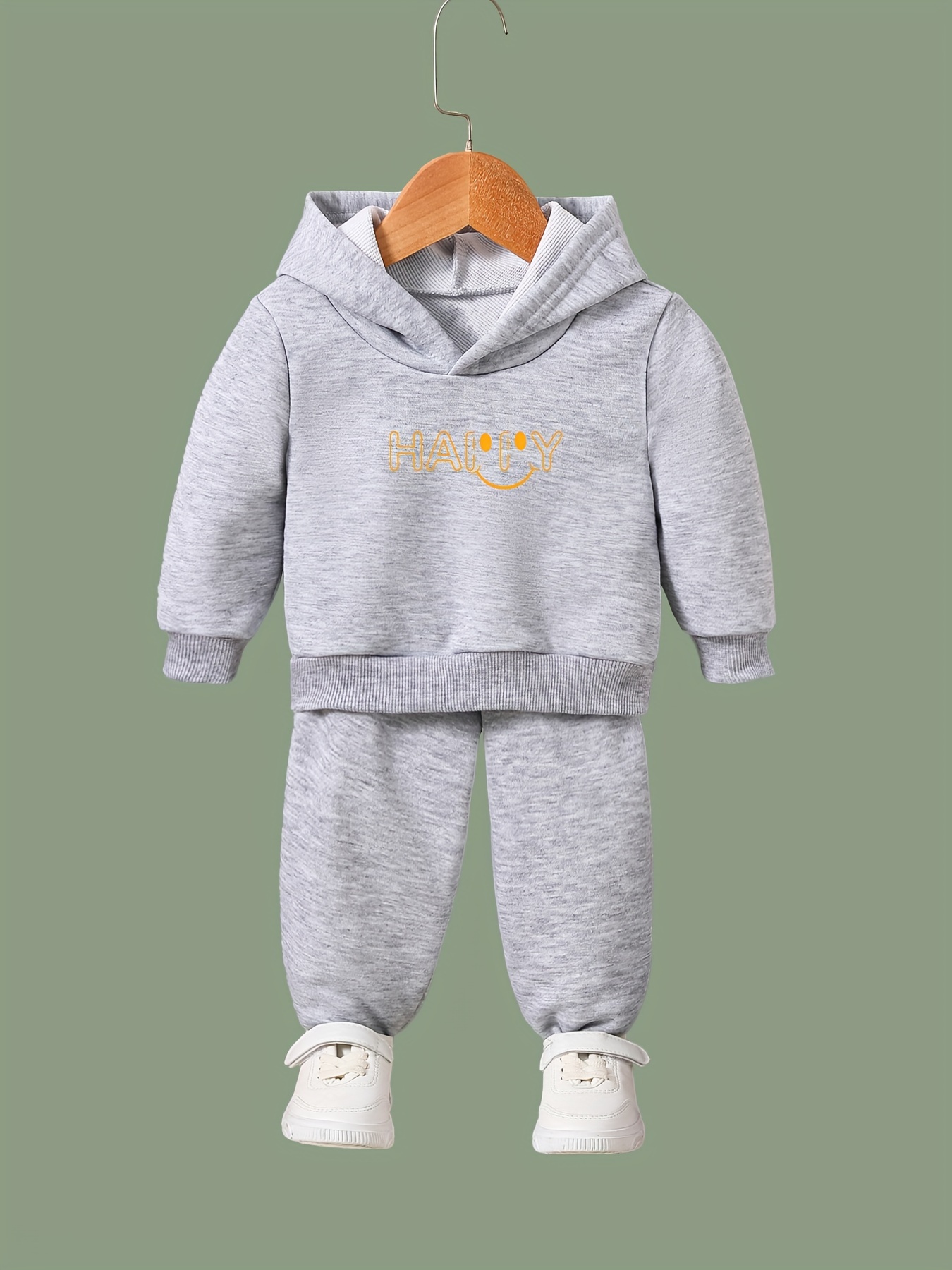 Smile & HAPPY 2pcs Activewear Sets Girls Comfy Sports Running Gift