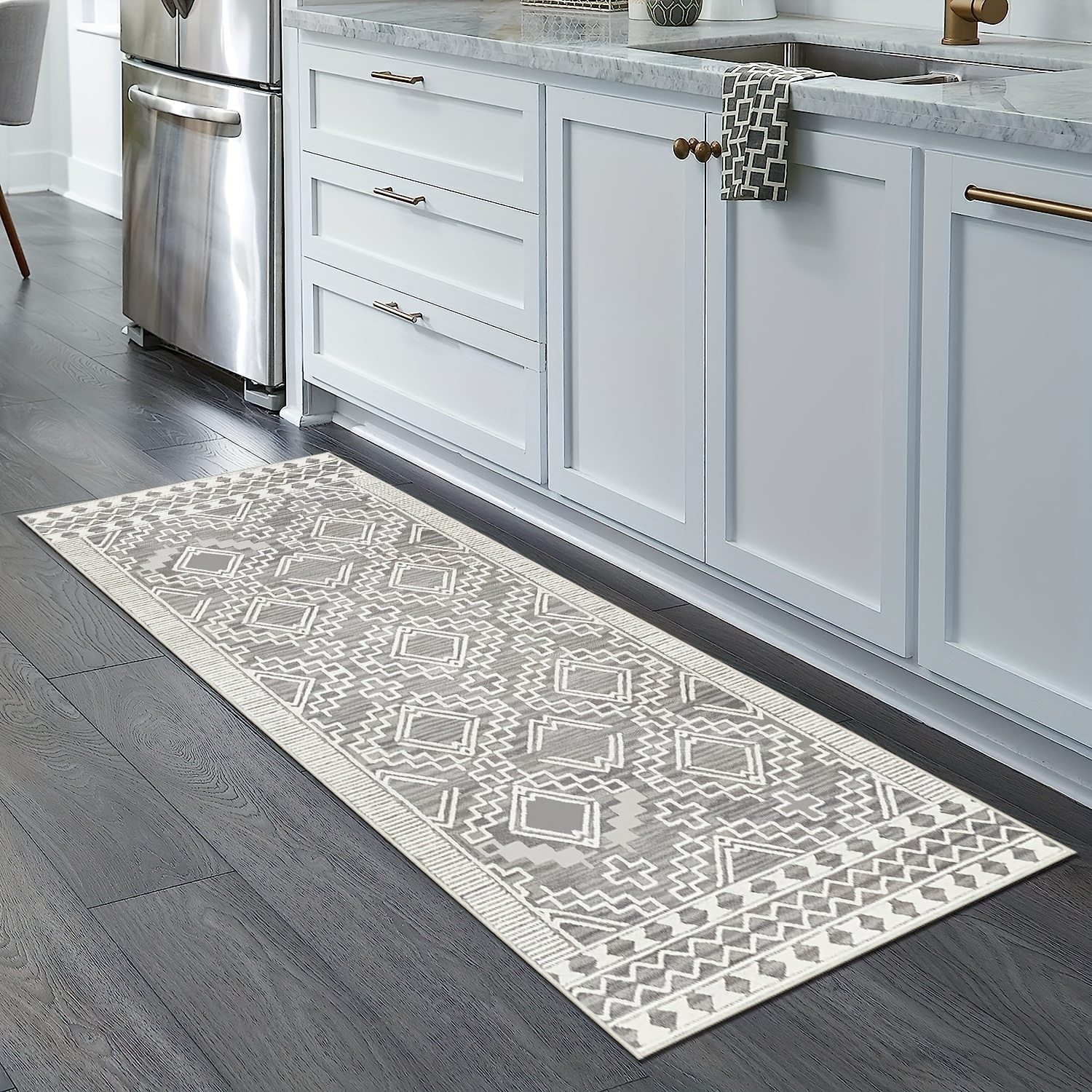 Stylish and Functional Kitchen Rugs - Non-slip and Durable