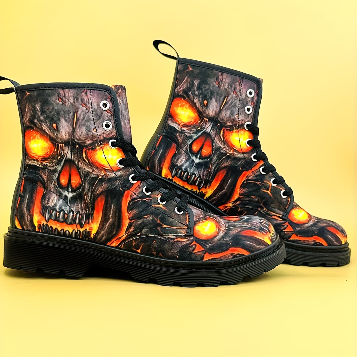 Dr martens skull hot sale and roses boots