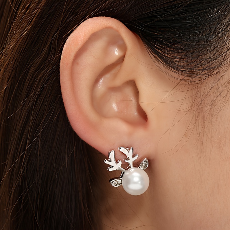 Pearl reindeer hot sale stud earrings