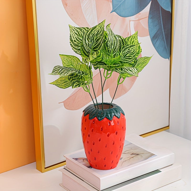 Strawberry Decor Cute Ceramic Decorative Vase，Unique Home