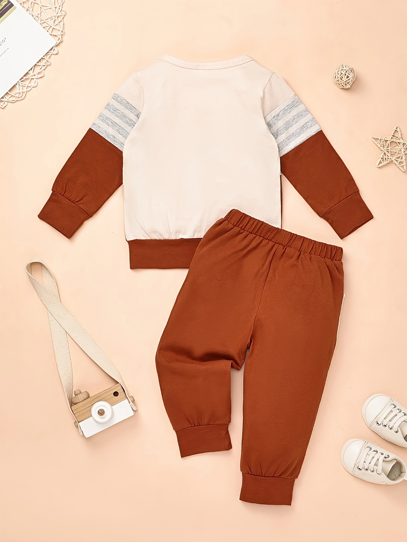 2-piece Toddler Boy Textured Brown Hoodie Sweatshirt and Pants Casual Set