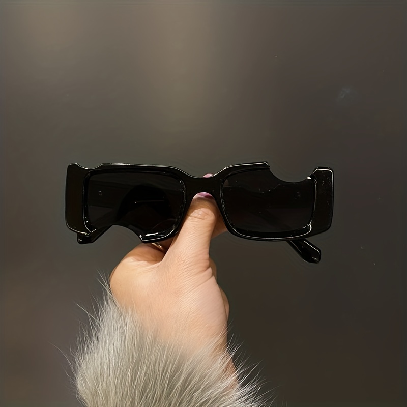 Off-White Holes rectangular-frame Sunglasses - Farfetch