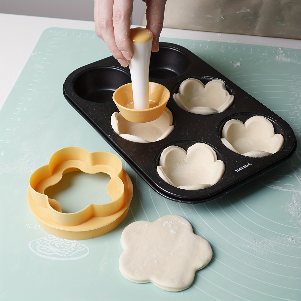 Fondant Cookie Fruit Tools Mould Plunger Cake 3Pcs Star Shape Cake Mould  Bear Chocolate Molds Silicone Valentine Silicone Molds Small Pizza Pans 6  Inch with Holes Tube Cake Pan 7 Inch Aluminum 