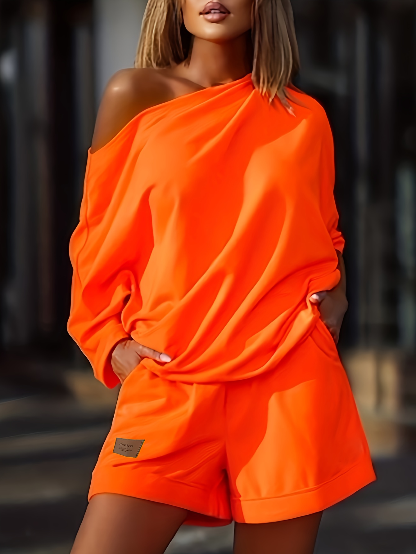 σετ δύο τεμαχίων με μονό ώμο και χαλαρή γραμμή Στοιχεία είδους 16