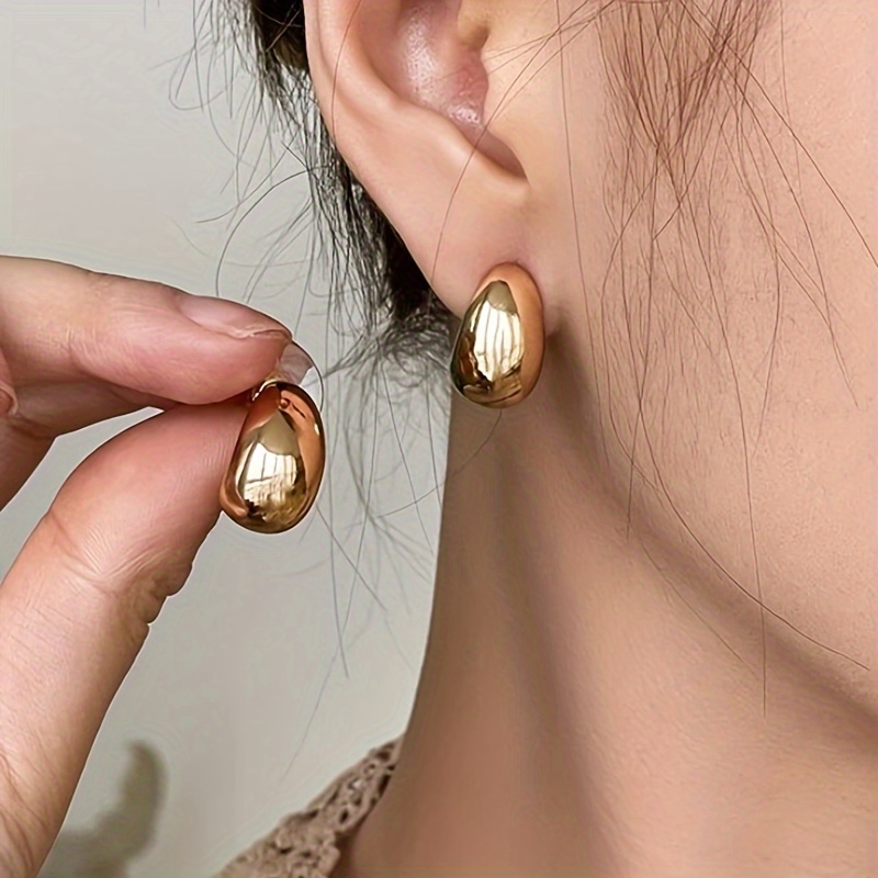 

Boucles d'oreilles à clous de design de perles brillantes en alliage de zinc, bijoux vintage de style simple pour femmes, cadeau quotidien décontracté pour femme