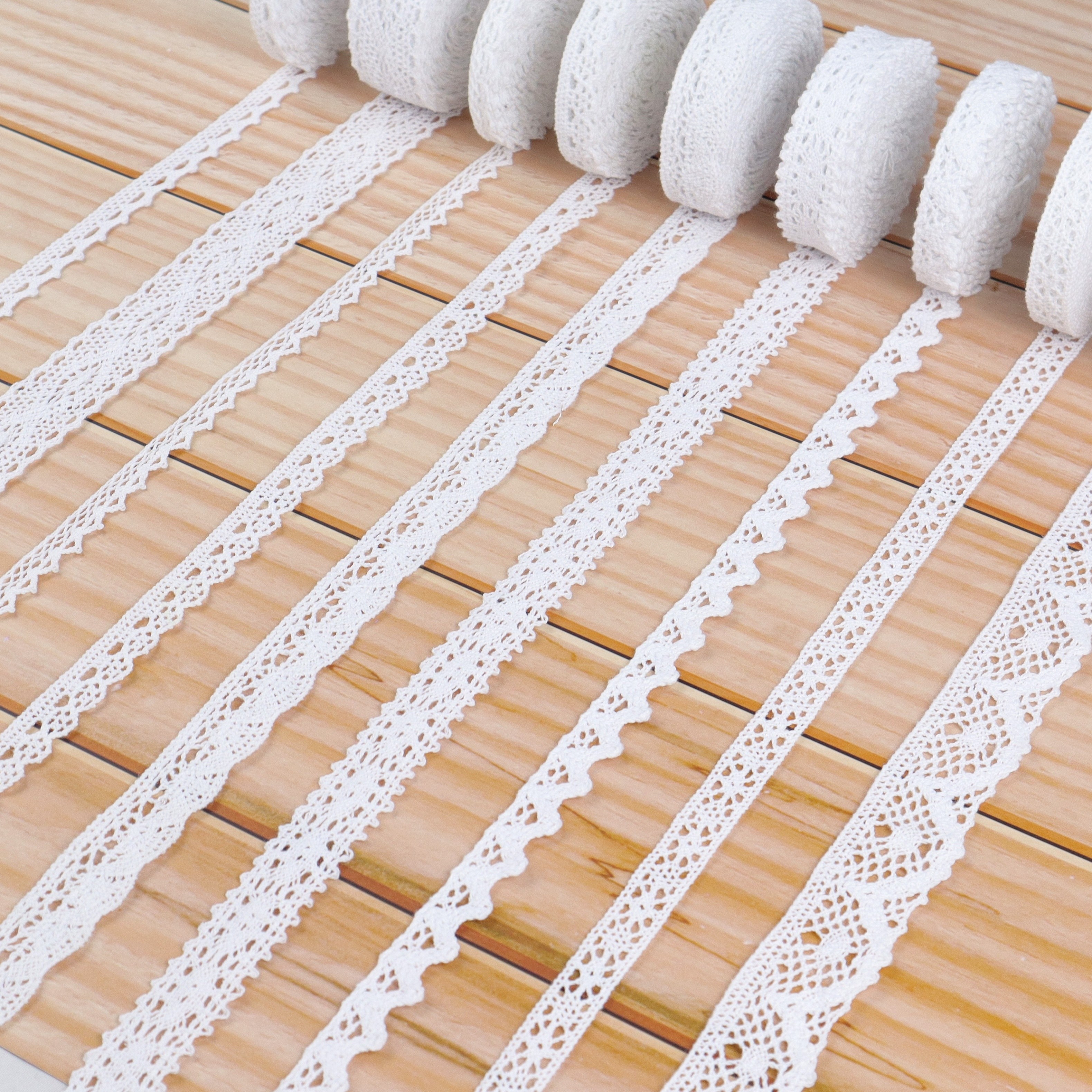 1pcs Lace Ribbon White Lace Trim Yard, Crochet Sewing Lace Ribbons for  Crafts, Assorted Eyelet Lace Roll for DIY Scrapbooking Dollies Wedding  Supply