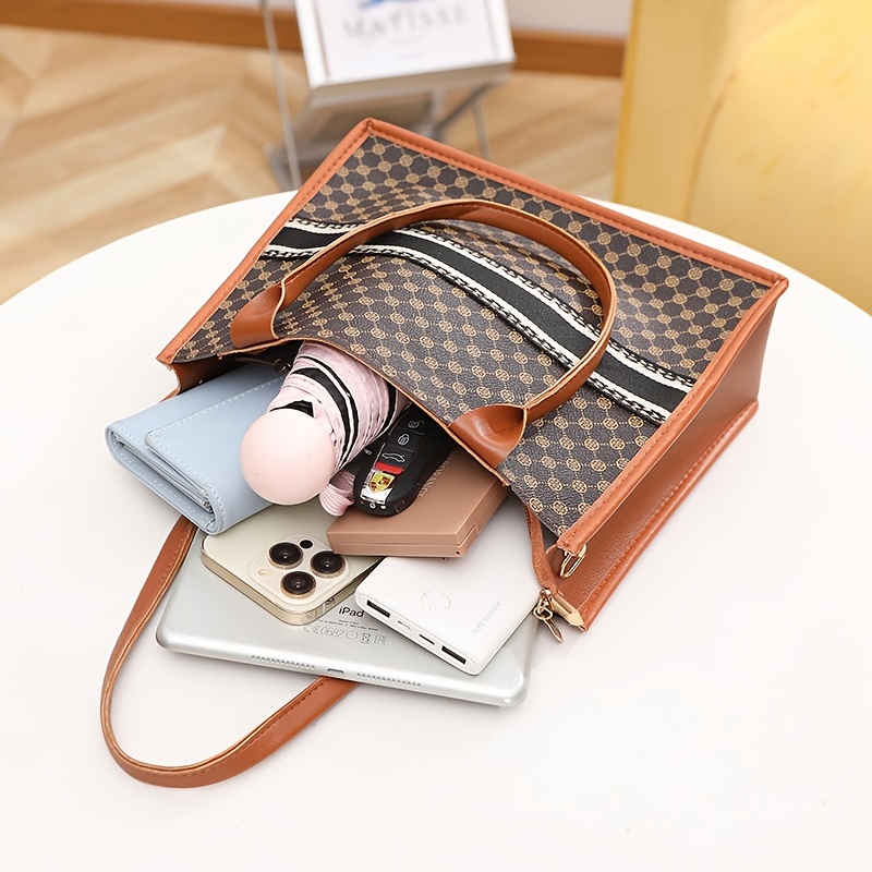 Women's Geometric Pattern Crossbody Bag Large Capacity Mobile Phone Handbag