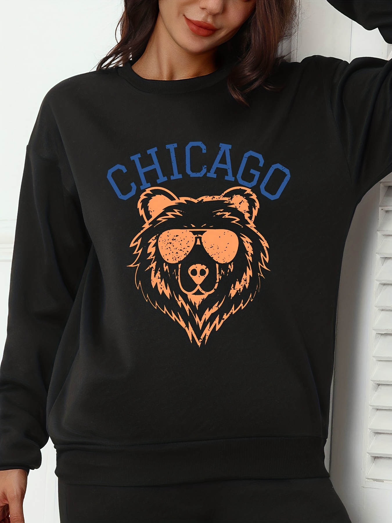 Chicago Bear Print Sweatshirt, Casual Long Sleeve Crew Neck