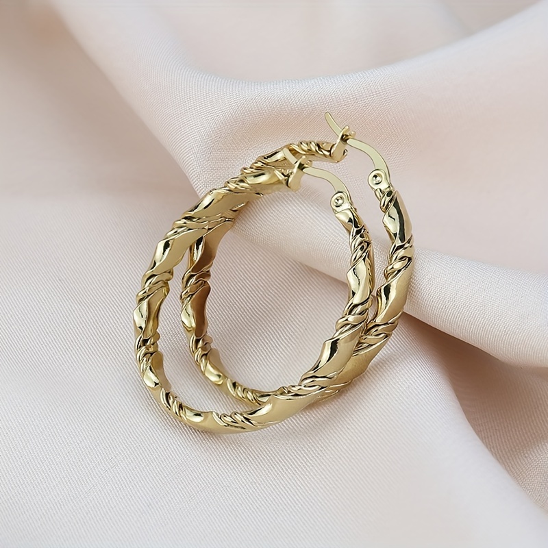

Hypoallergenic Ear Jewelry Steel Twisted Pattern Female