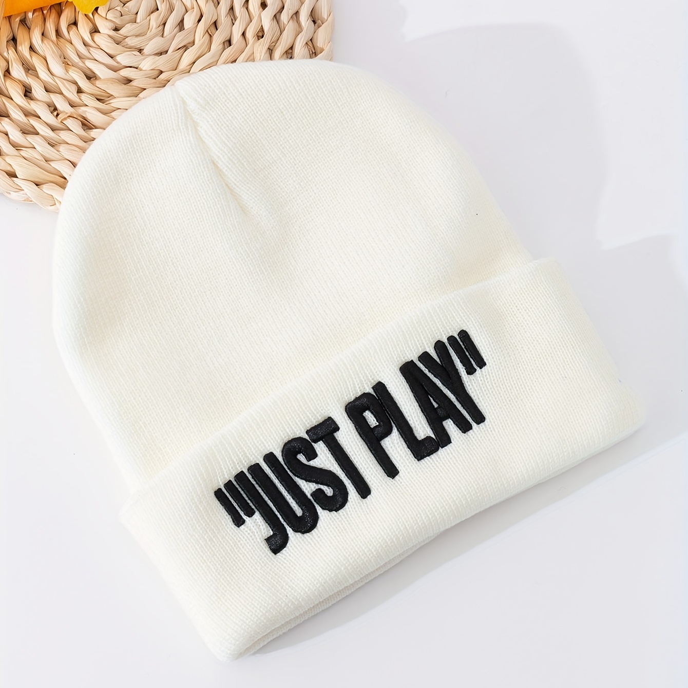 V Embroidery Graphic Beanie Trendy Solid Color Couple Beanies Casual  Coldproof Knit Hats For Women & Men - Temu