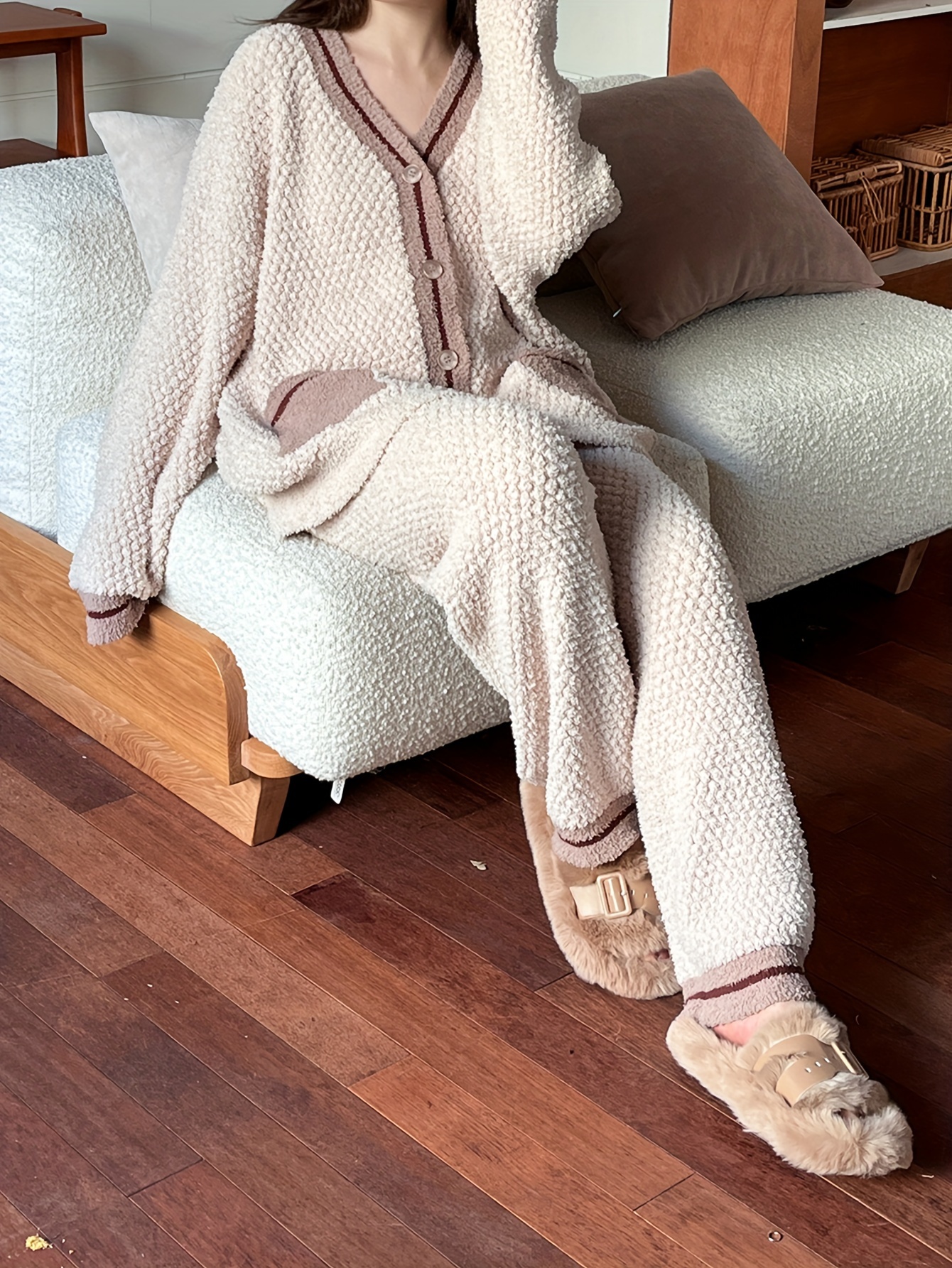 Casual Colorblock Fleece Textured Pajama Set Long Sleeve - Temu Canada