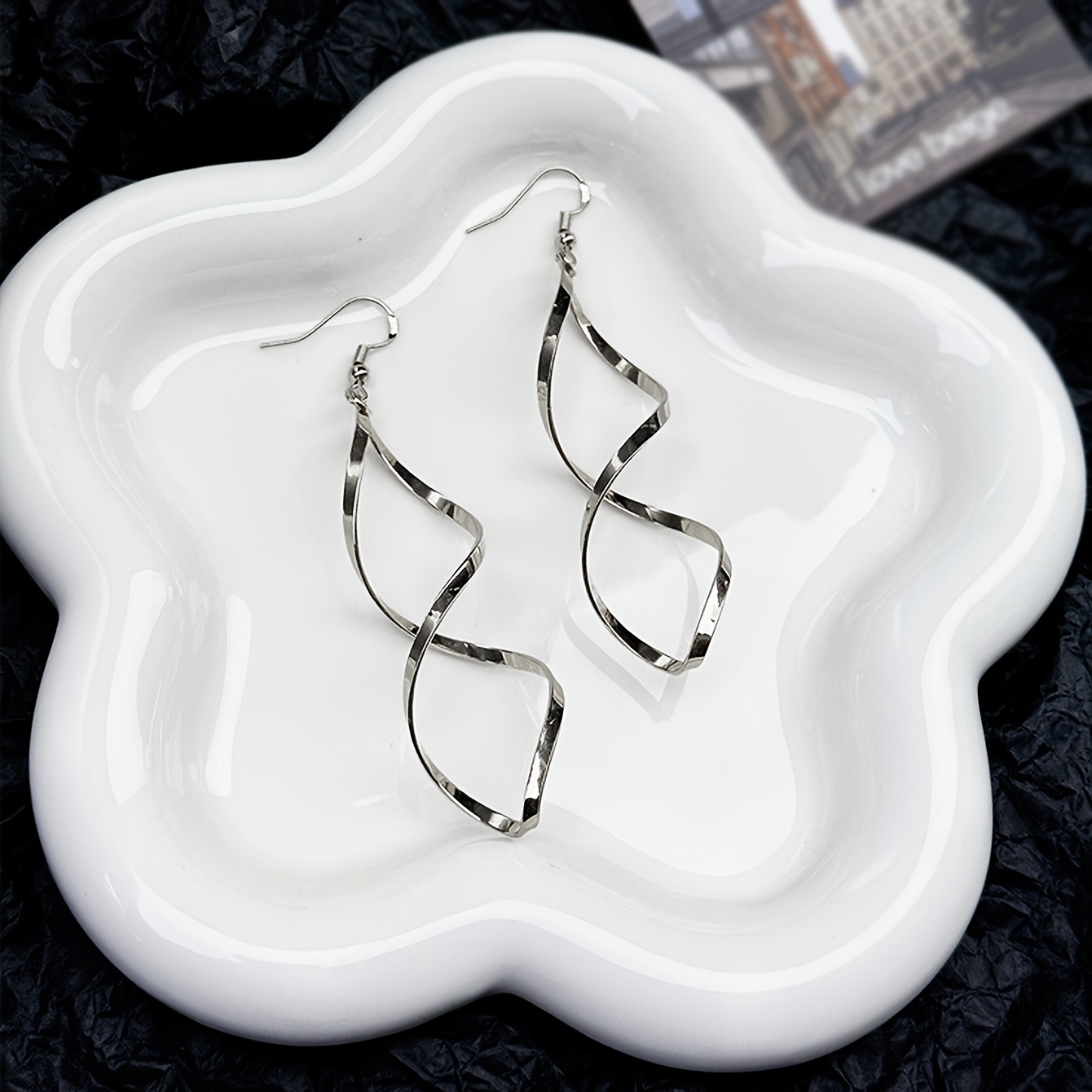 Spiral Pattern Hollow Dangle Earrings Alloy Jewelry