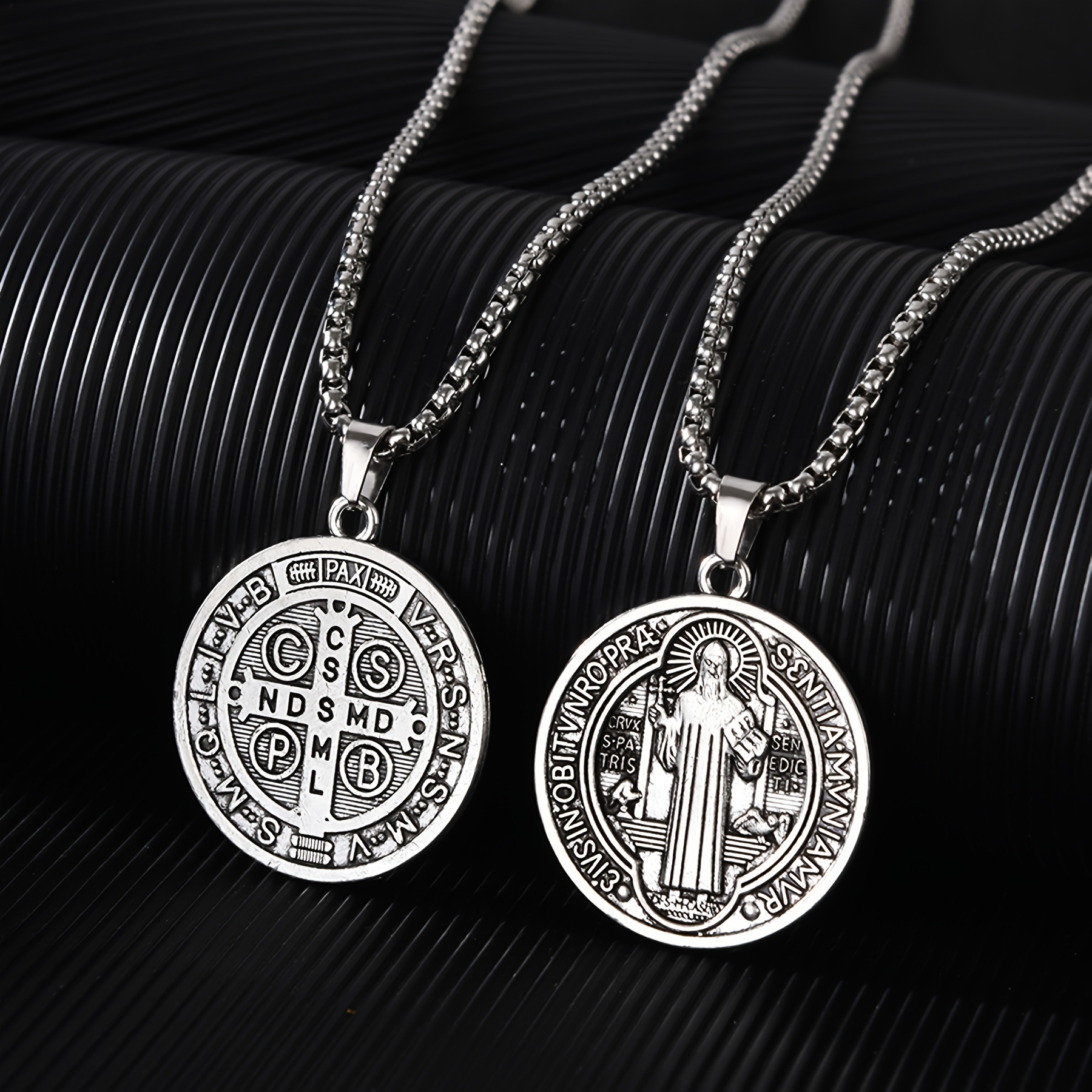 1 Banhado A Prata Masculino Vintage Punk Personalidade Moda Medalha Medalhão Pingente Colar, Corrente De Caixa De Aço Inoxidável, Requintado Masculino Feminino Moda Colar De Graças detalhes 4