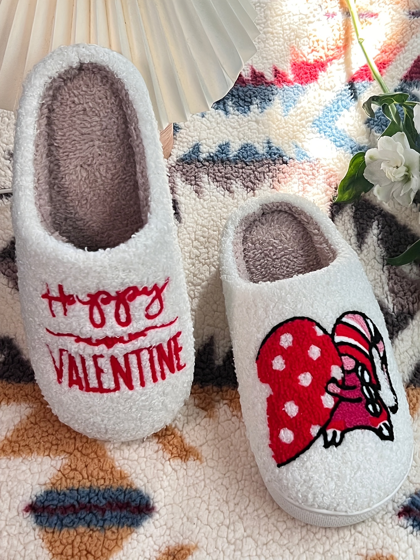 Chaussons Motif Saint Valentin Love Gnome Mignons Bout