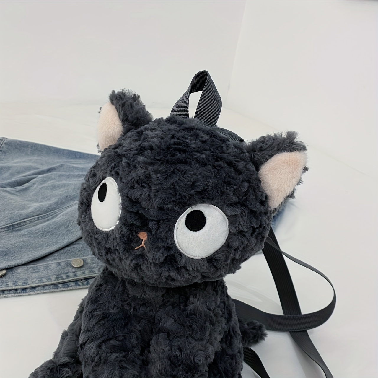 Cat on sale plush backpack