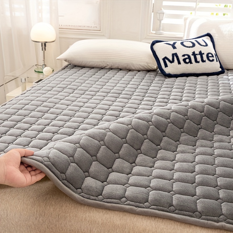 

Un surmatelas, de sol matelassé pour futon (oreiller non inclus) doux et épais, pliable, confortable, portable pour le camping, le sommeil des invités dans la chambre d'amis ou en dortoir.