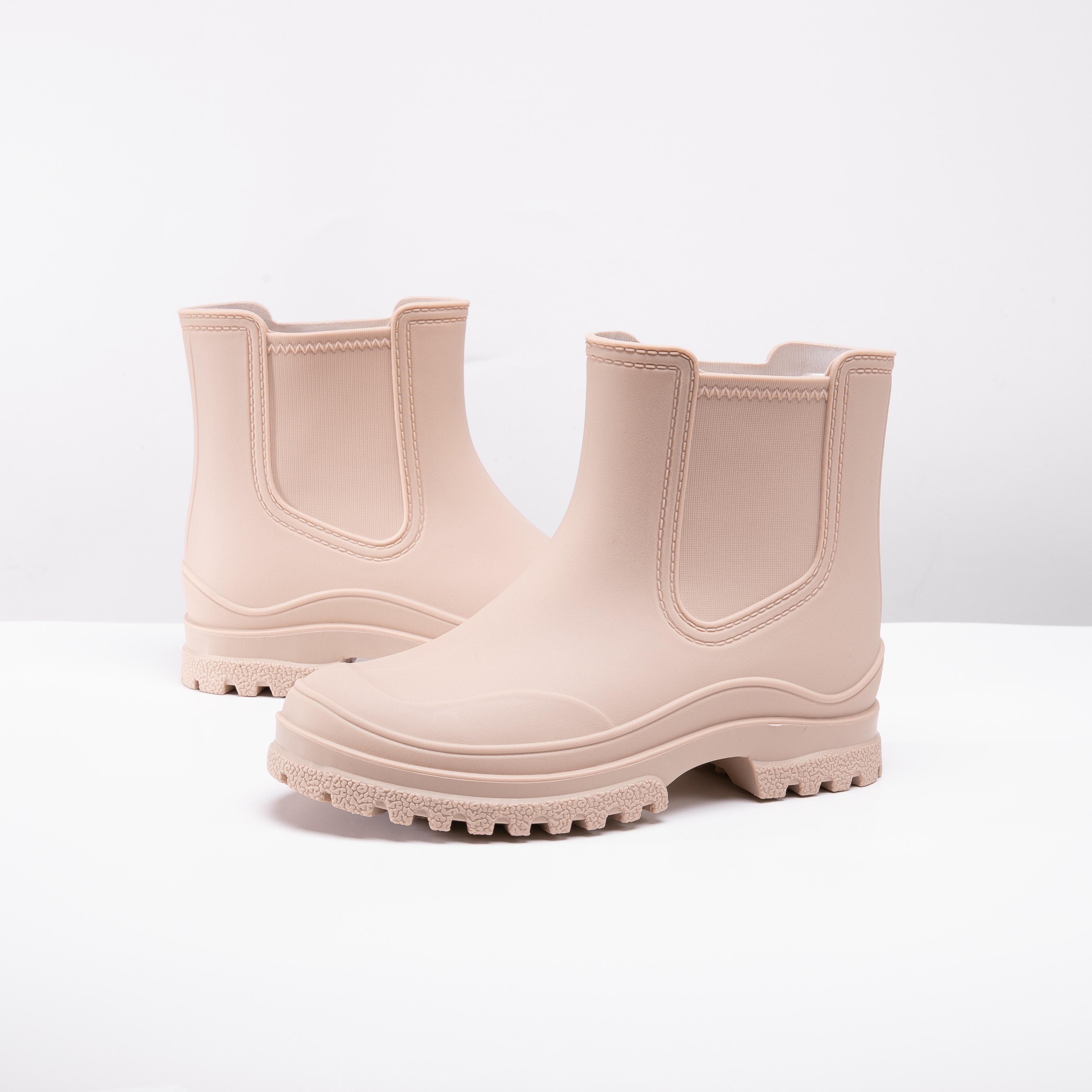 Comfortable hot sale water boots