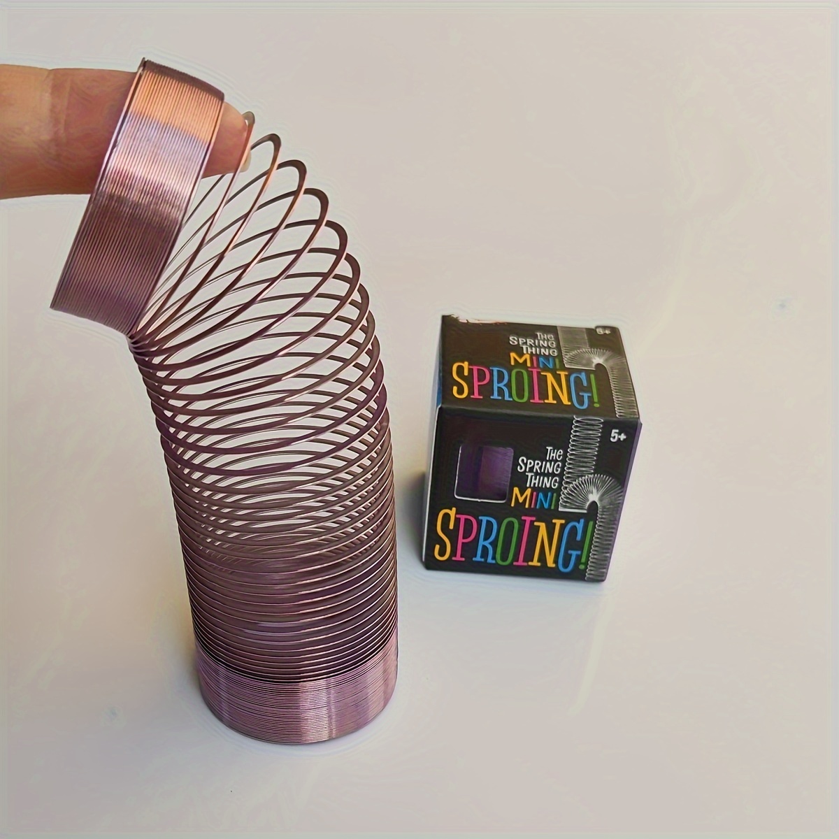 The World's Smallest Original Slinky Walking Spring Toy, Metal Slinky, Mini  Metal Springy, Fidget Toys, Party Favors, Halloween Christmas Gifts, Relea