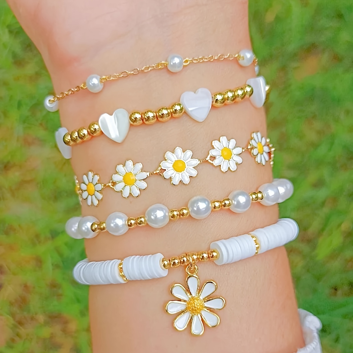 

5pcs Daisy Flower Pendant Beaded Chain Bracelet Set With White Faux Pearls Beads Elegant Zinc Alloy Hand Chain Bracelet Set