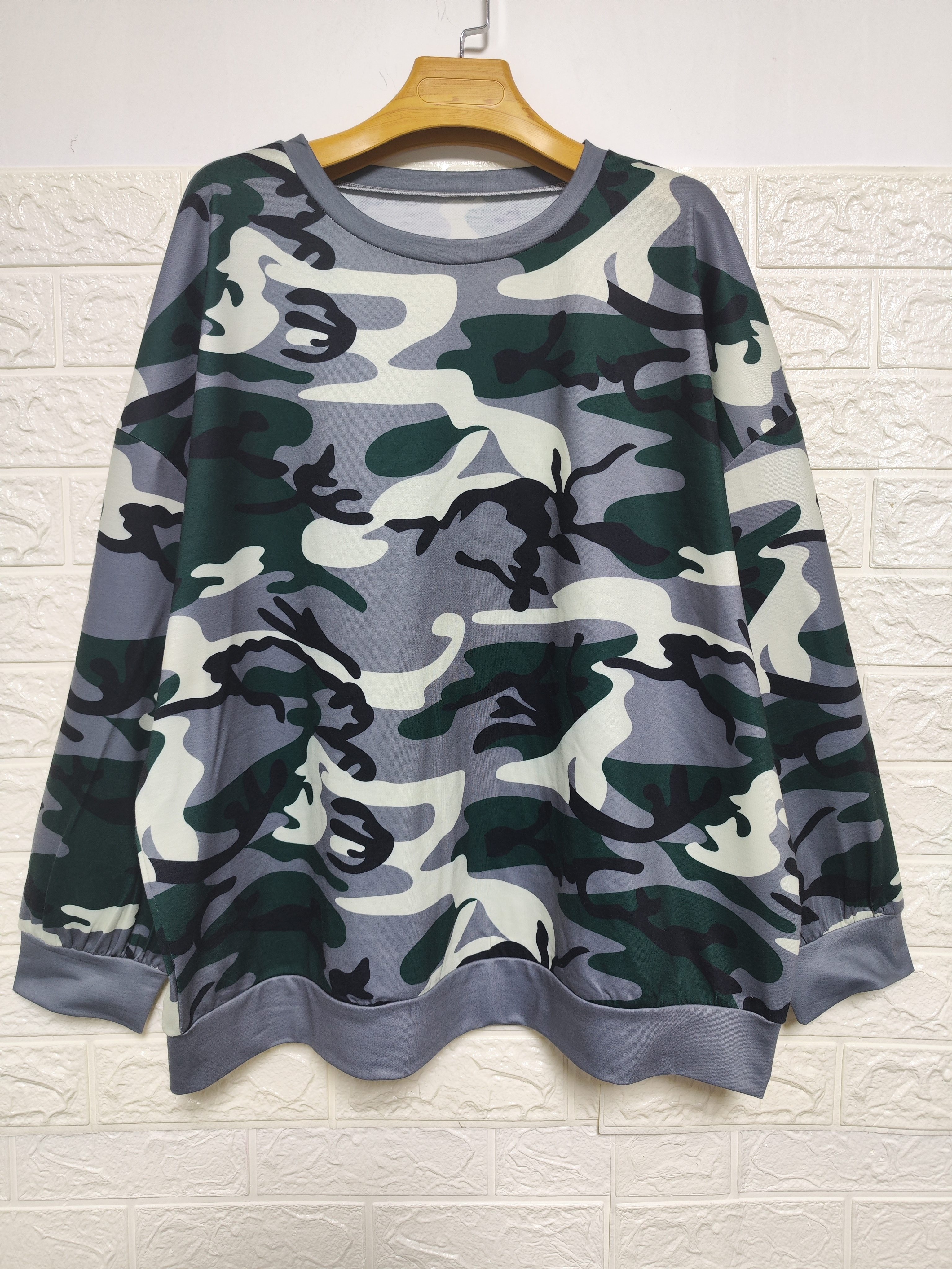 Plus size camo sweatshirt cheap