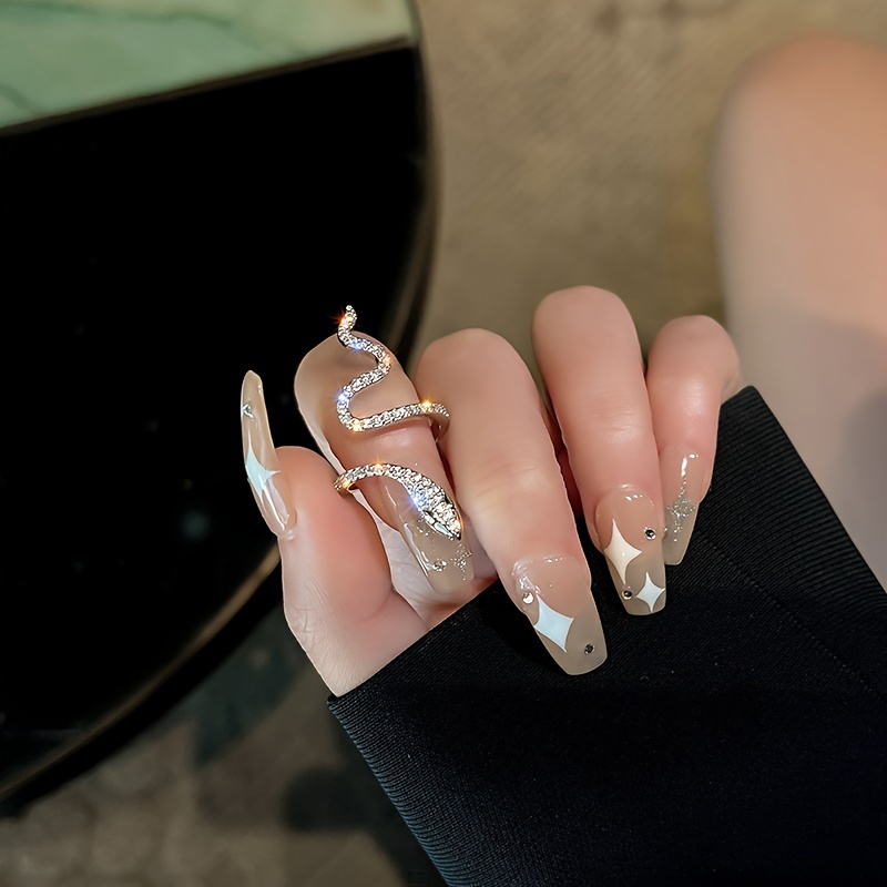 Shimmering Fashion Personality Micro-paved Coiled Snake Ring
