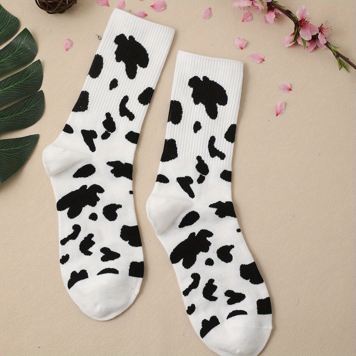 E-shop 1 Paar Damen-Kuhmuster-Socken - , Casual Crew Socks mit Zufälligem Muster, Weiches Atmungsaktives Material für Freizeitkleidung,