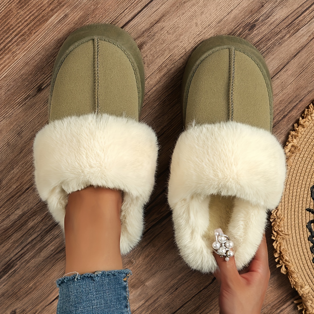 Women's Fluffy Ankle Snow Boots Slip On Platform Warm Slippers