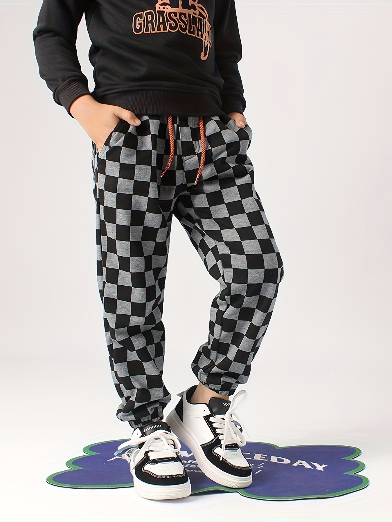 Boys discount plaid joggers