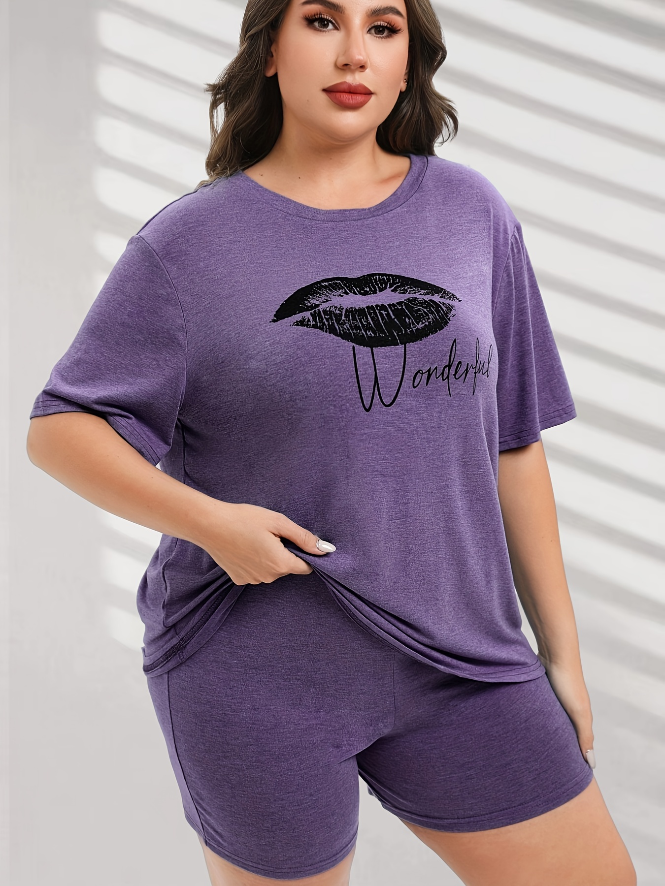 Kiss & Letter Print Tee & Biker Shorts Pajama Set