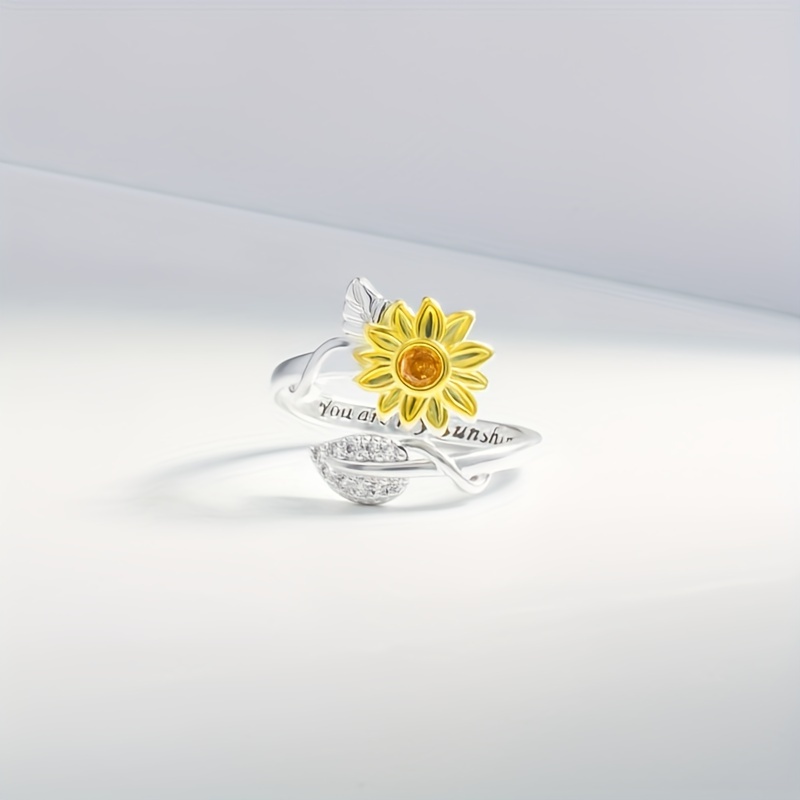 Anello Avvolgente In Argento Sterling 925 A Forma Di Girasole Decorato Con  Foglia D'argento Intarsiata In Zircone Lettera Intagliata All'interno