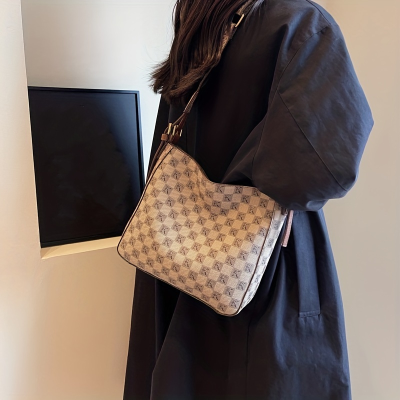 Louis Vuitton Crossbody Review -Damier South Bank Besace 